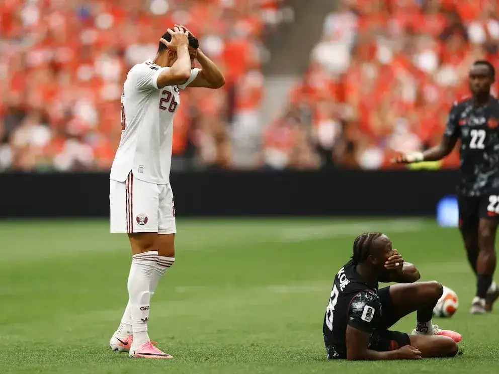 La tremenda lesión que sufrió una figura de Canadá en el triunfo ante Qatar: la desesperada reacción de los jugadores
