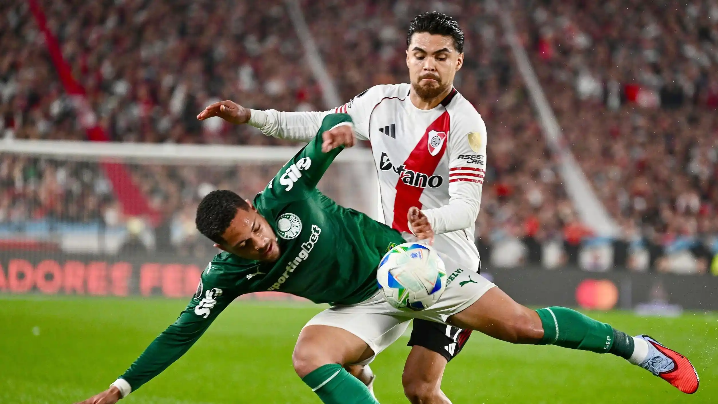 River mejoró a tiempo y se dio una chance para la revancha