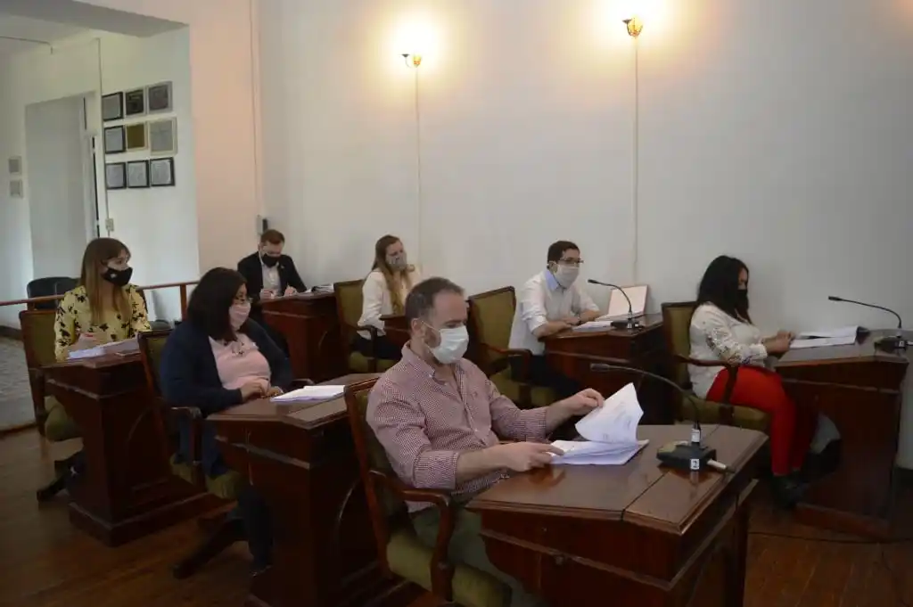 Queda prohibido hacer nombramientos 6 meses antes del cambio de gestión