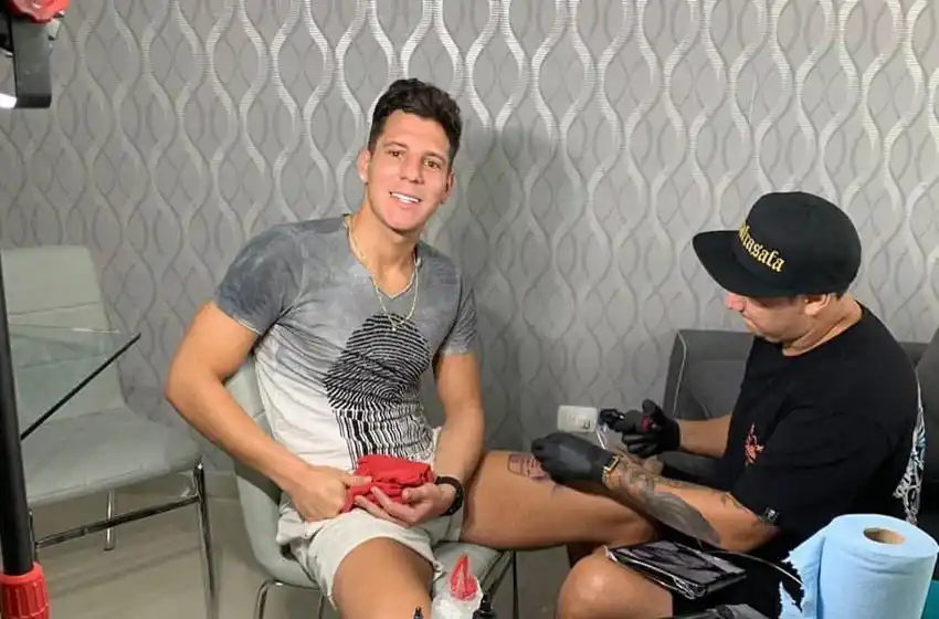 Locura por el Diego: el arquero de Dorados se tatuó a Maradona
