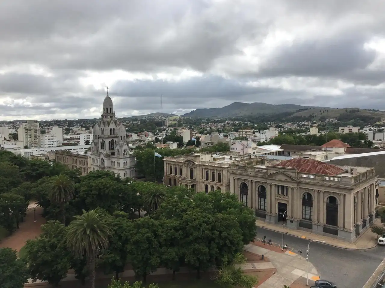 Alerta amarilla en Tandil por fuertes lluvias y tormentas.