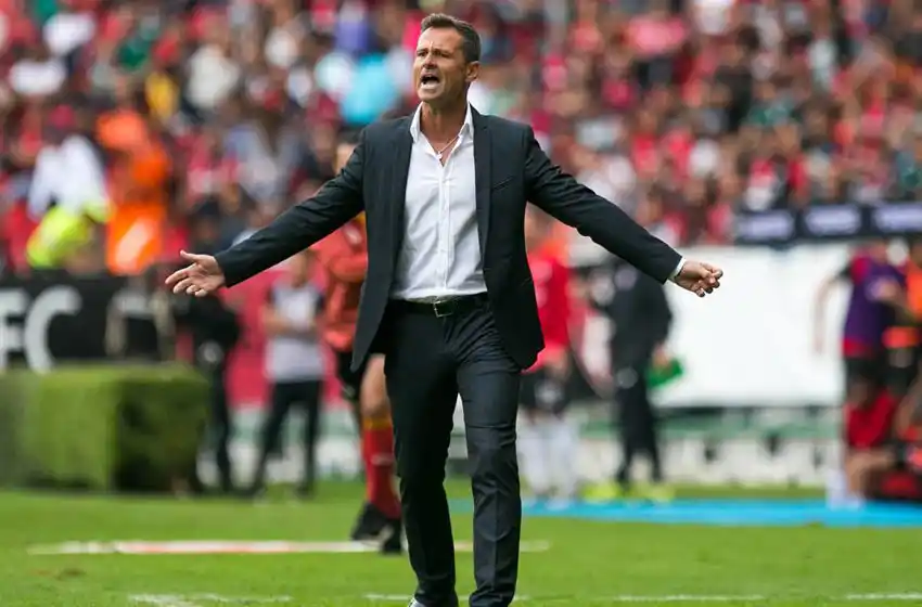 ¿Cómo son los números de Diego Cocca como entrenador?