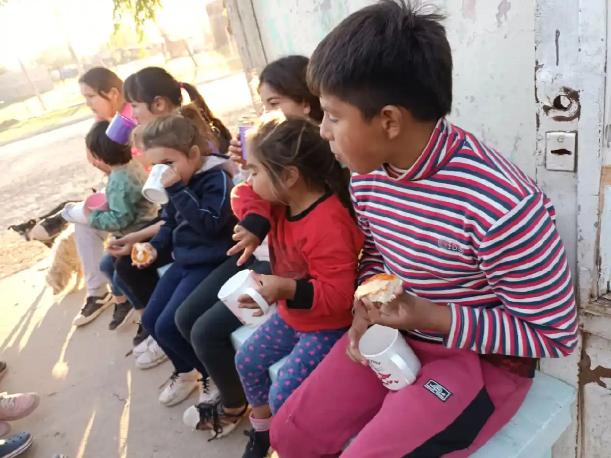 Merendero de Acapulco lanza una “campaña del abrigo” para combatir el frío