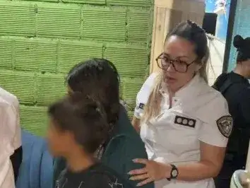 Los menores quedaron provisoriamente al resguardo de una tía paterna y recibieron contención de una psicopedagoga y una asistente social.