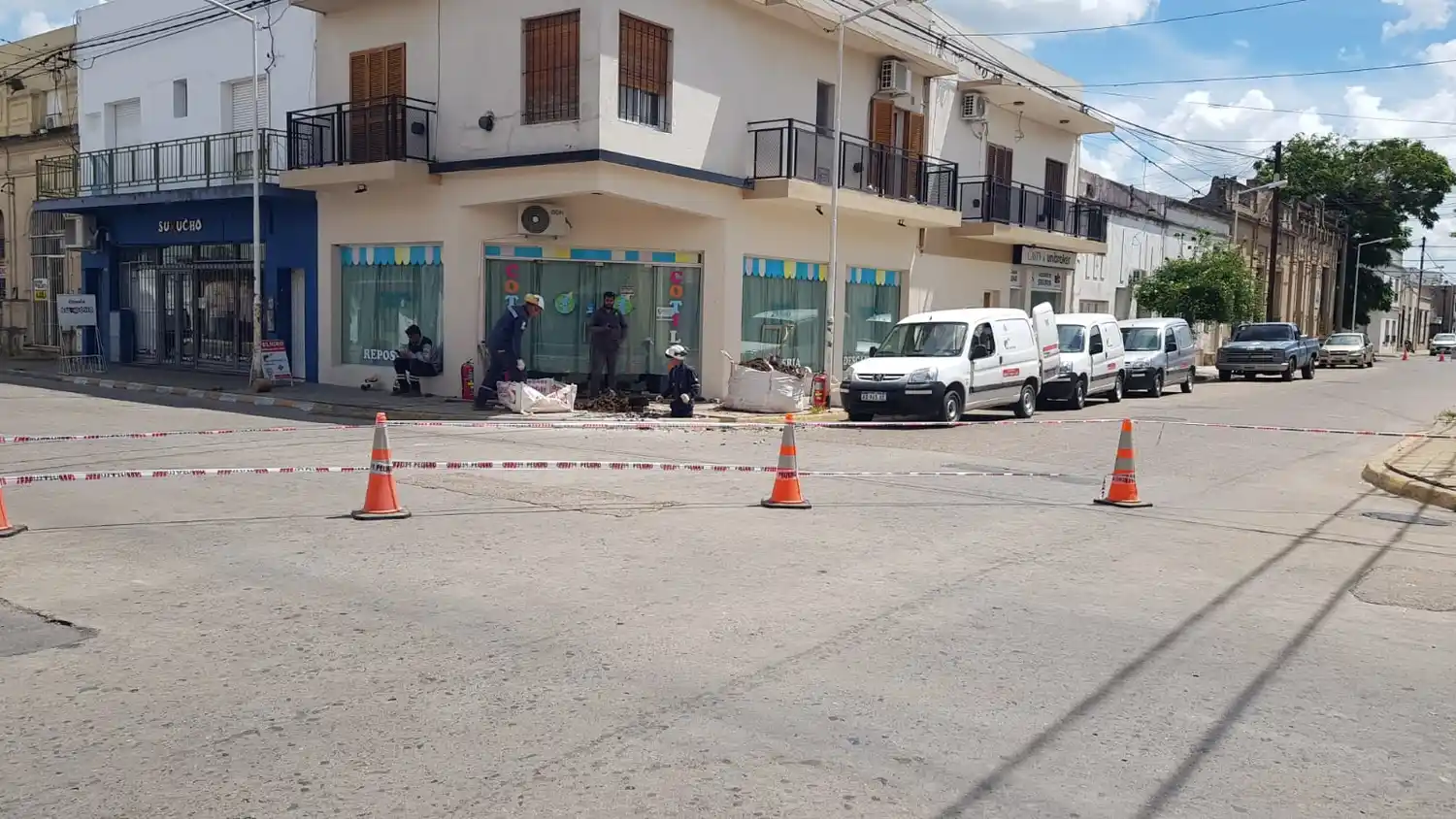 ayacuchoy 25 de mayo gas pérdida