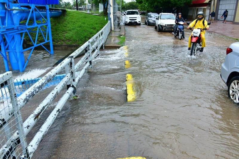 Tras las intensas lluvias en la zona Este de
la provincia se registraron cien milímetros