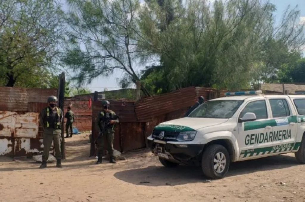 Allanamientos en Villa del Parque: 4 detenidos y secuestro de cocaína y marihuana