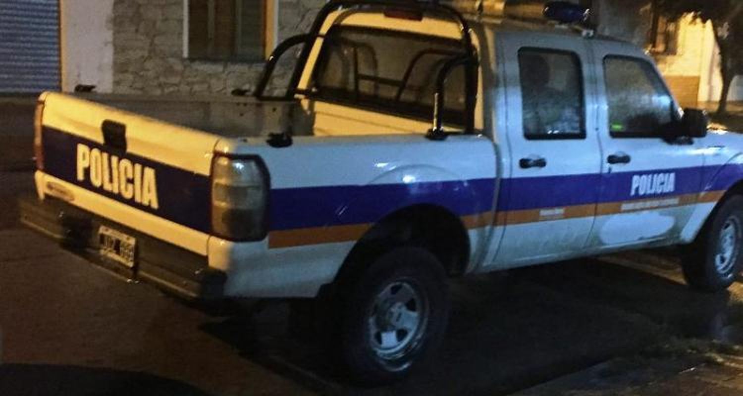 Quiso robar bicicletas de una casa y lo atraparon los vecinos