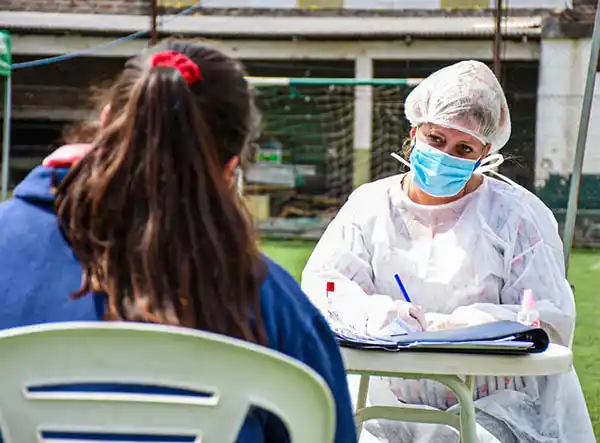 Comienzan testeos en escuelas públicas
