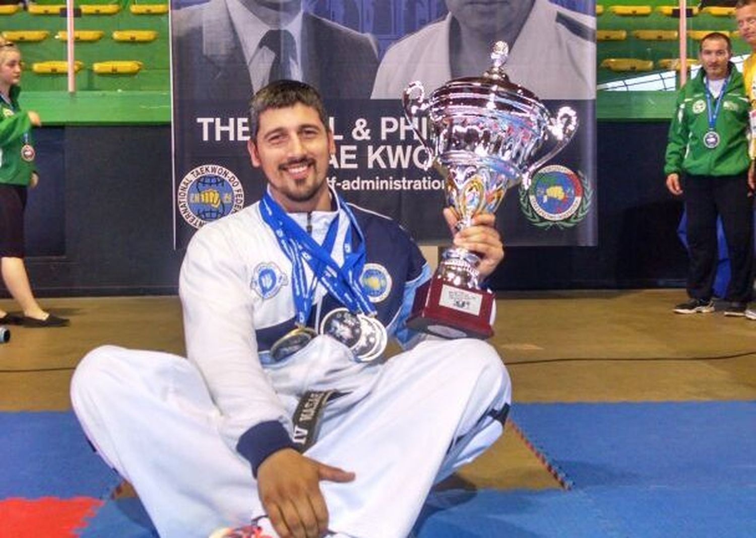 Carlos Bazán: “Vamos por el oro”