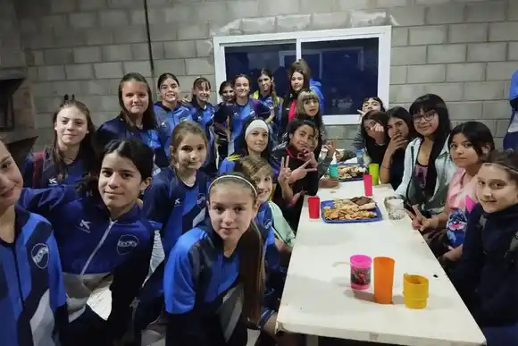 Ben Hur recibió la visita de la Escuelita de Fútbol Femenino de barrio Fasoli