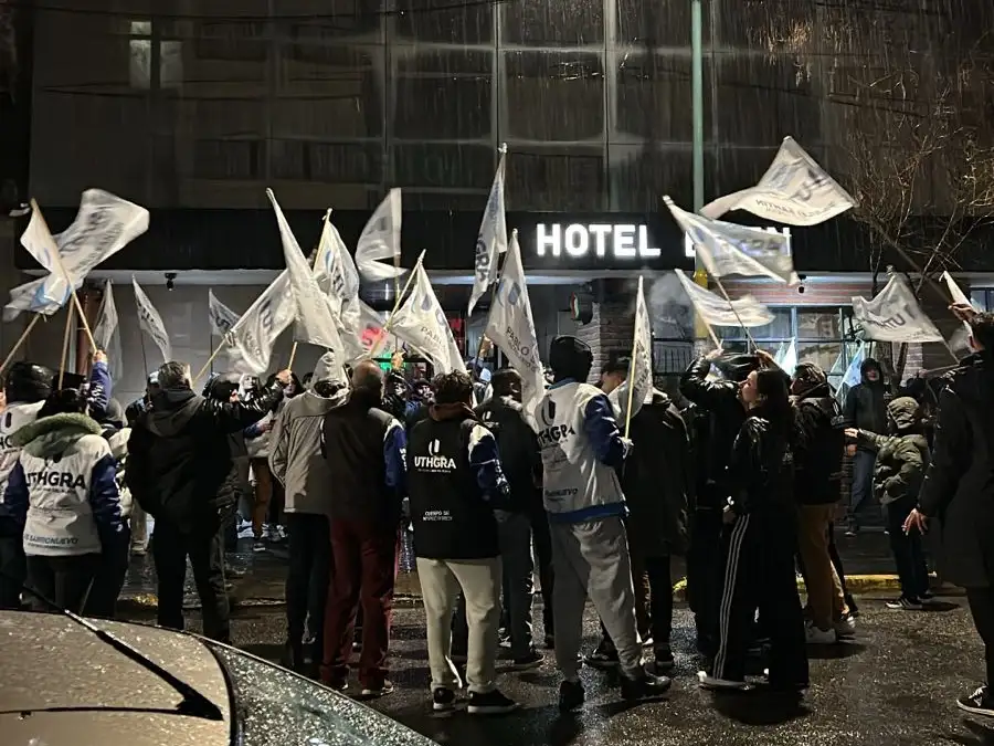 Desde el gremio apoyarán el paro convocado por la CGT y recorrerán locales hoteleros y gastronómicos para controlar que se haga efectivo el paro.