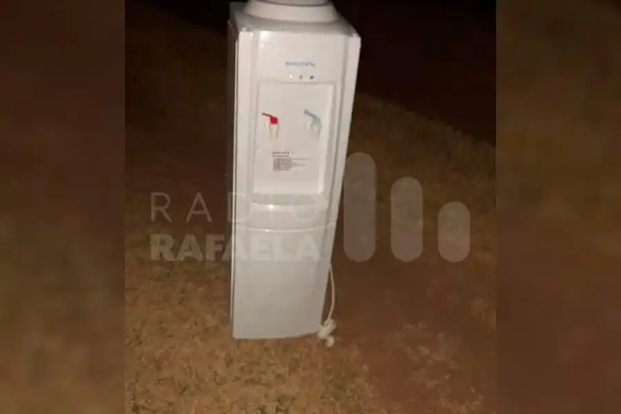 Recuperaron parte de lo robado a una escuela rural de Bauer y Sigel