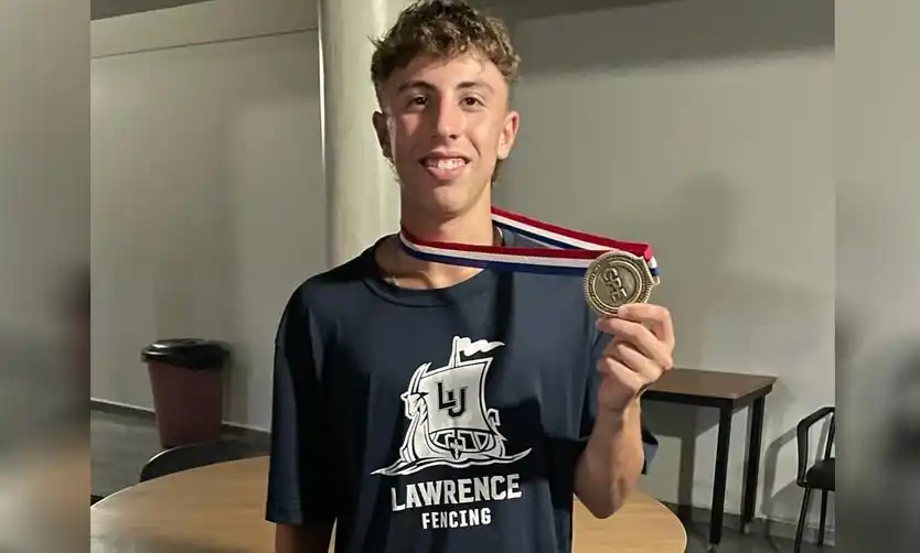 Joven esgrimista pilarense fue bronce en el Torneo Panamericano de Asunción