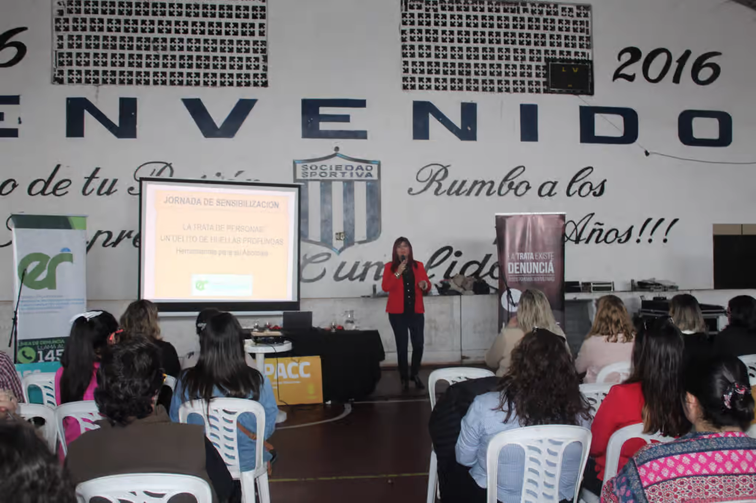 Hoy se brindará una charla sobre Grooming y Ciberbullying