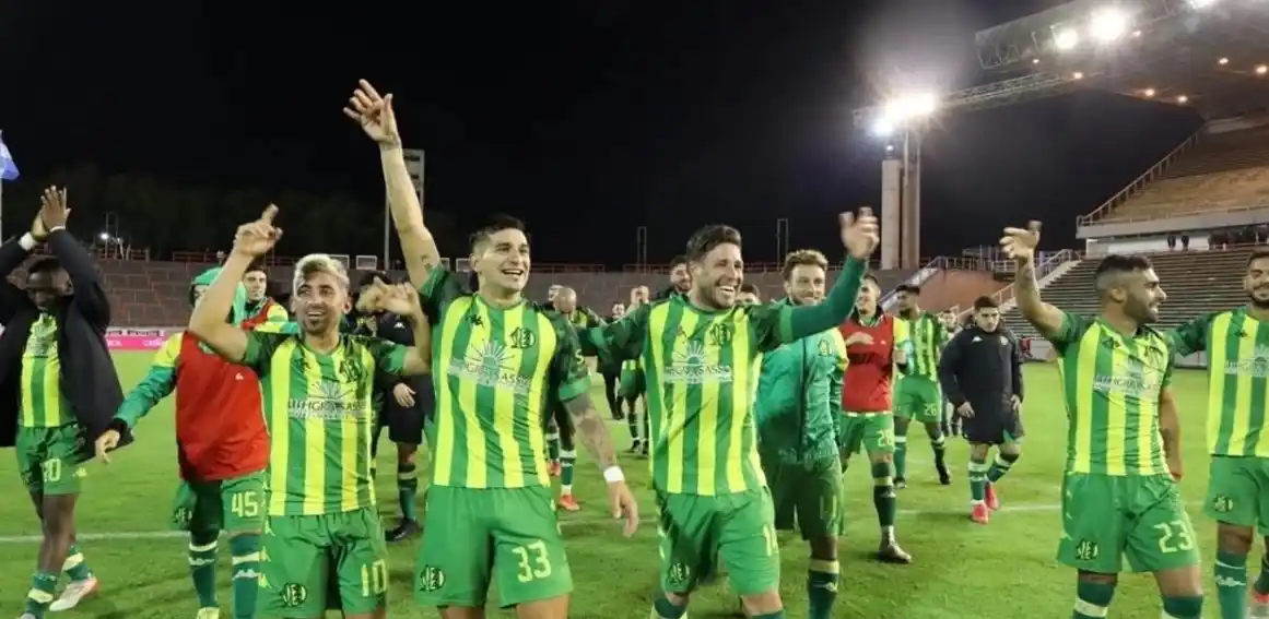 Mar del Plata expectante: Aldosivi hizo historia y abre los cuartos de final de la Liga Profesional