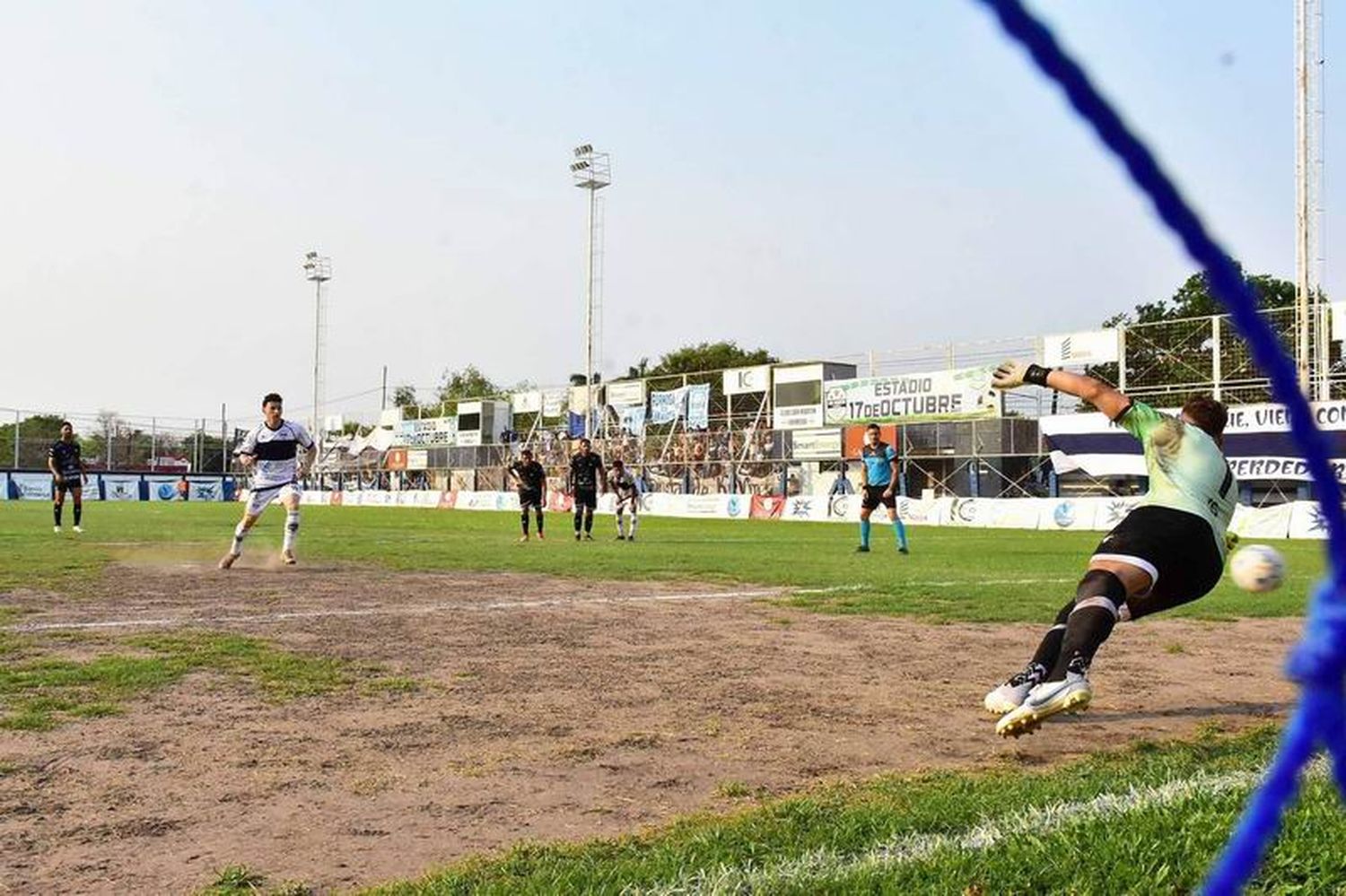 San Martín igualó con Central
Norte y Sol empató en Misiones