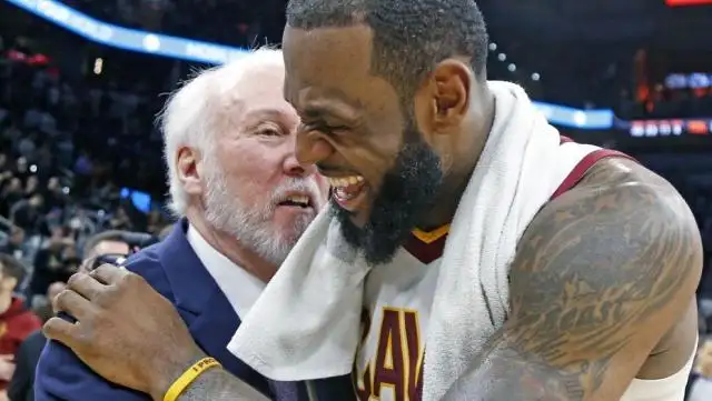Gregg Popovich intenta seducir a LeBron James para que juegue en San Antonio Spurs