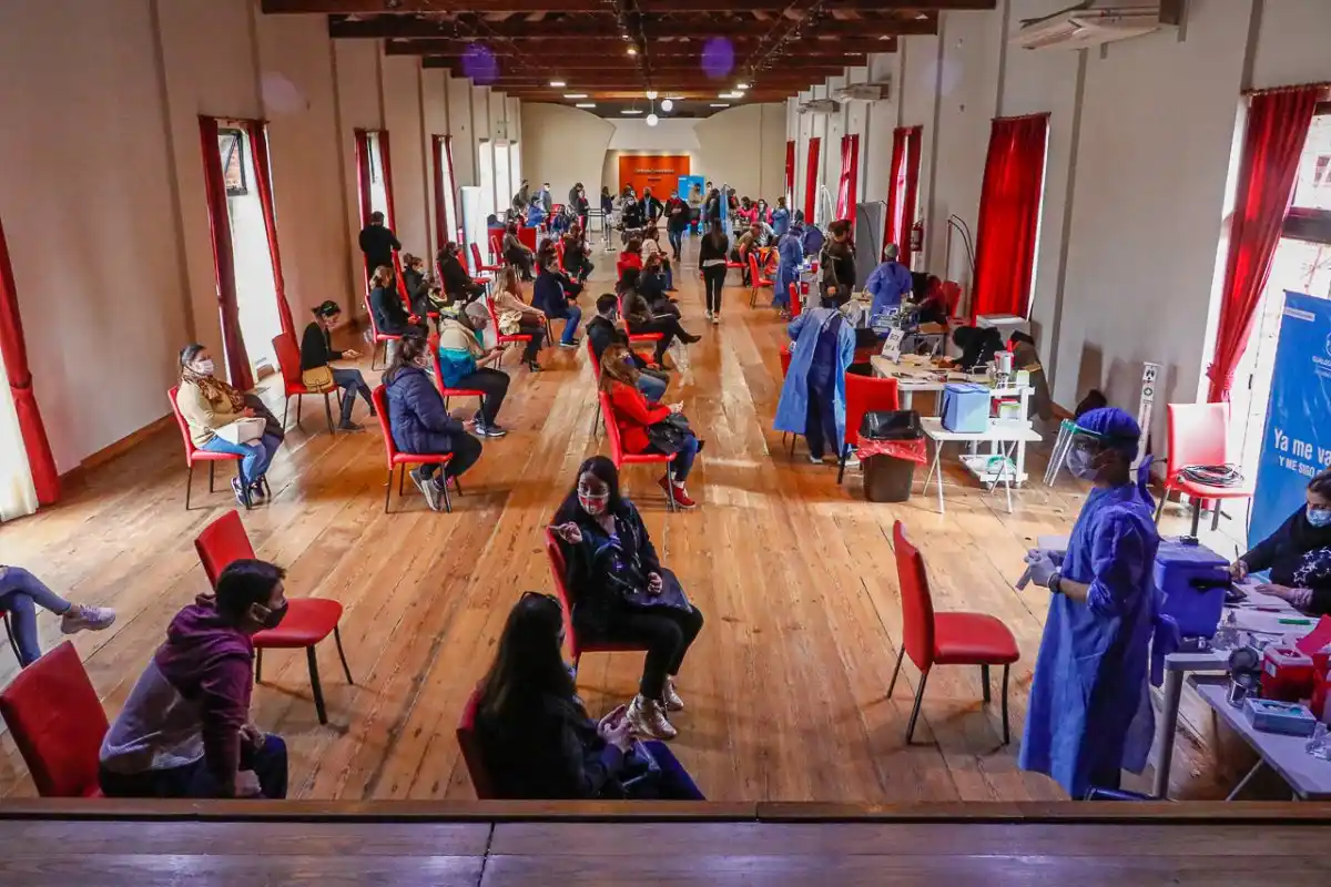 Más del 50% de los entrerrianos mayores de 18 años completó el esquema de vacunación