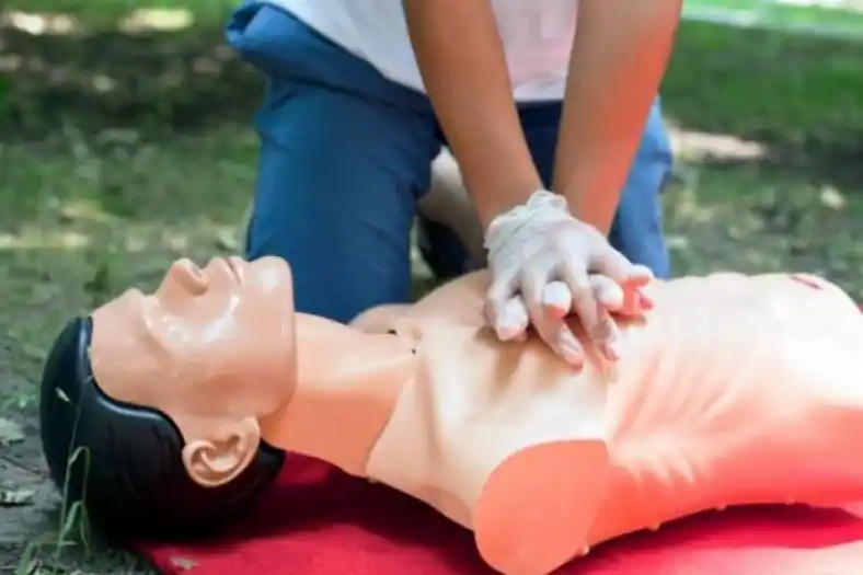 Cursos sobre RCP y uso de DEA