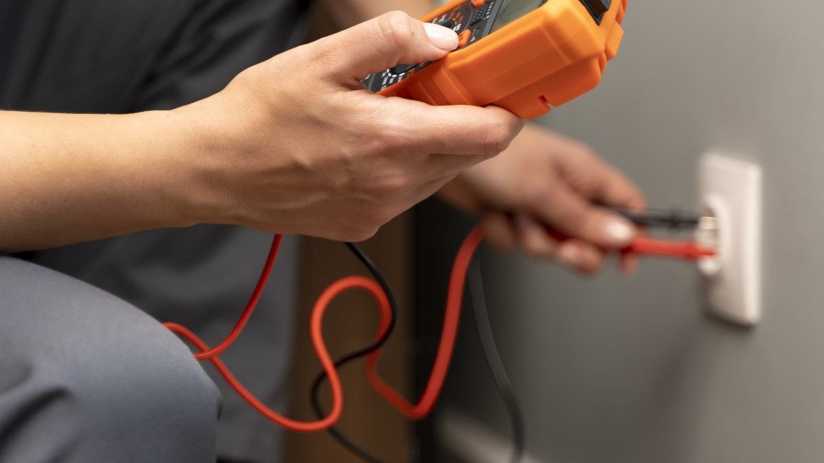 Realizaran una capacitación gratuita en electricidad domiciliaria básica
