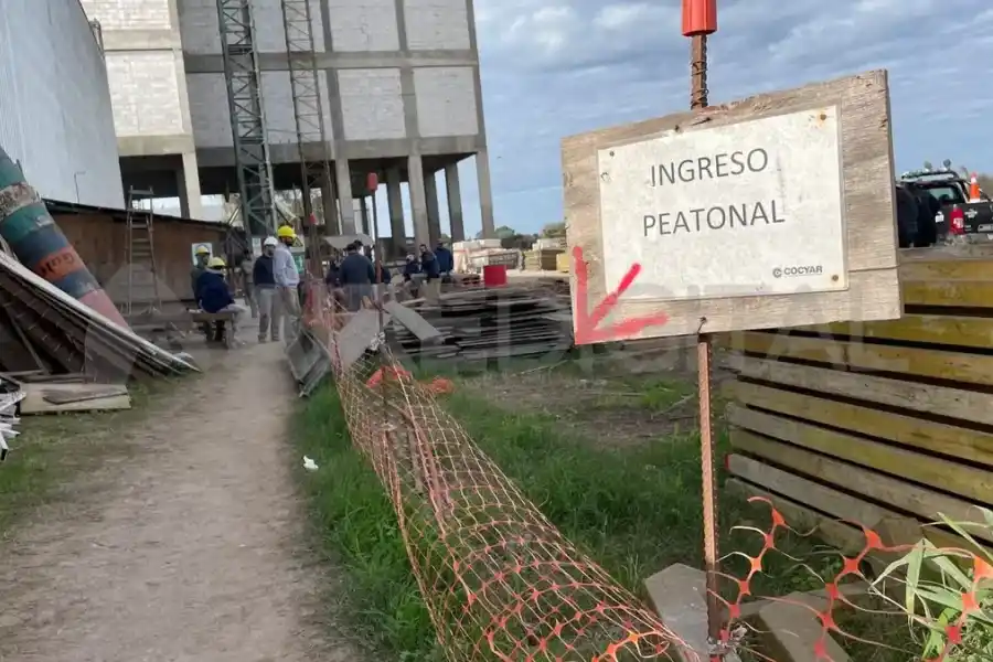 Tragedia: un hombre y una mujer perdieron la vida tras caer de 18 metros de altura mientras trabajaban