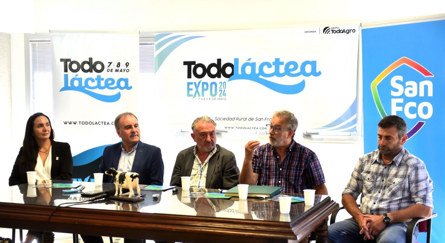 En conferencia de prensa anunciaron el regreso a la ciudad de una muestra específicamente láctea.