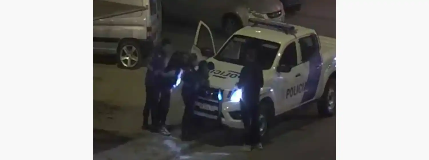 Gracias al monitoreo preventivo del COM detuvieron a dos sujetos por intento de robo