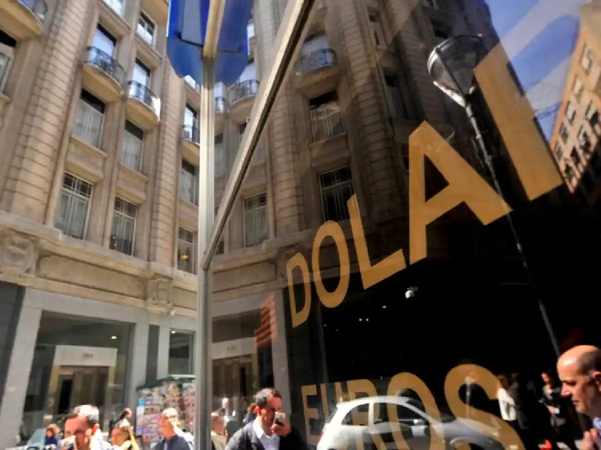 El dólar se vende a 51 pesos en el Banco Nación