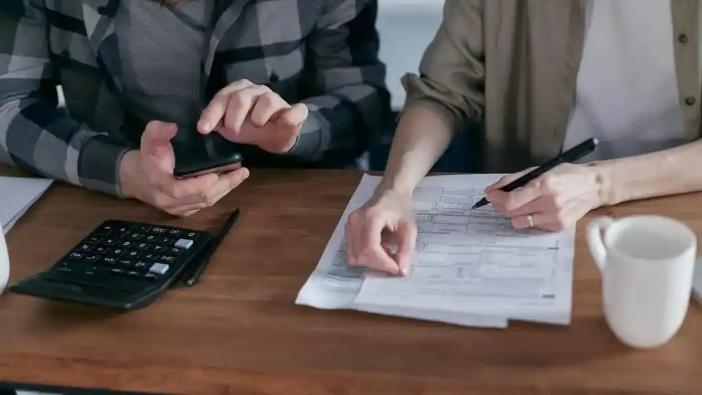 Autoridades del Centro de Jubilados de Paraná se reunieron con el presidente de la Caja de Jubilaciones