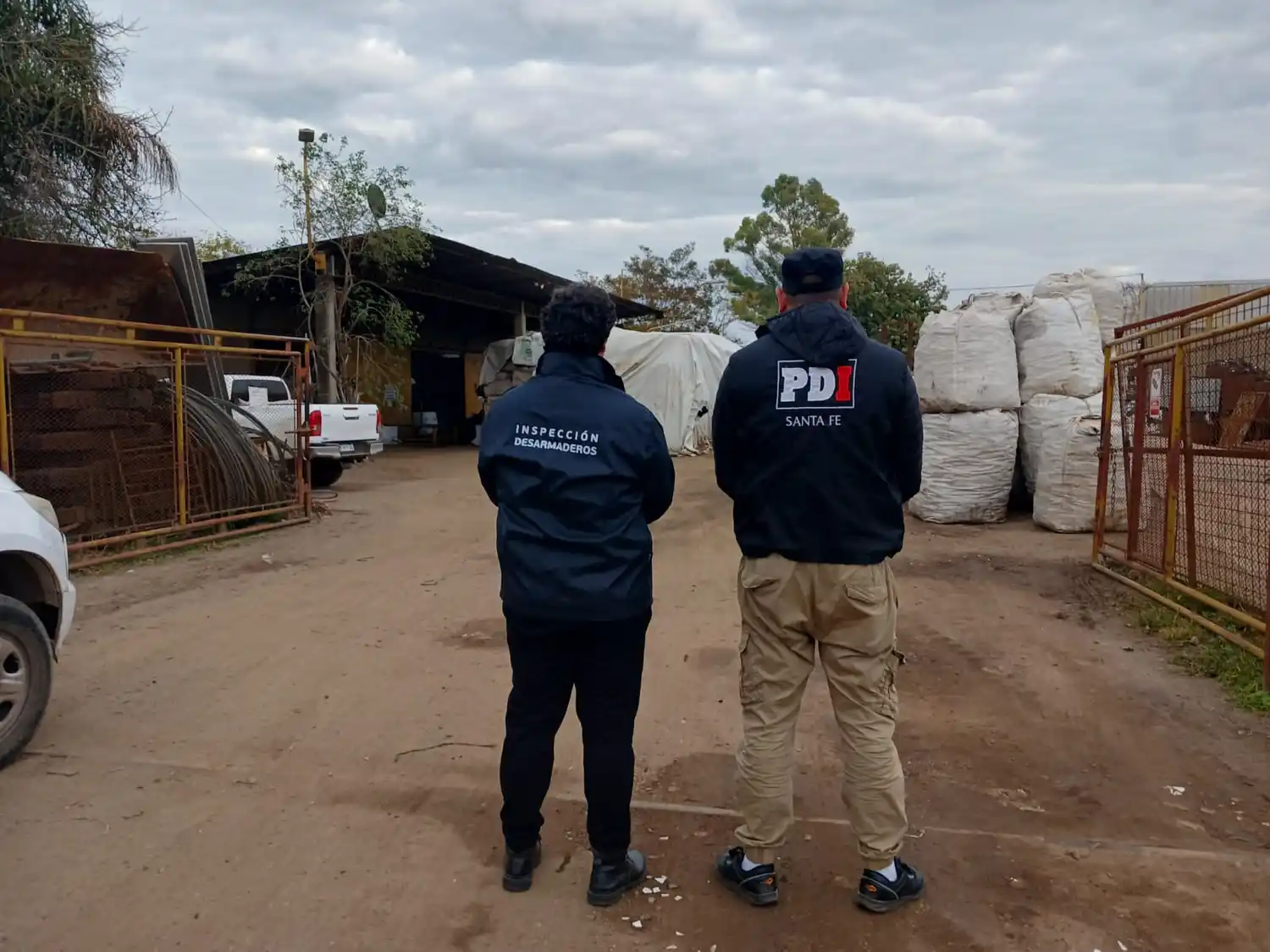 Clausuraron a dos desarmaderos de la región por falta de habilitación