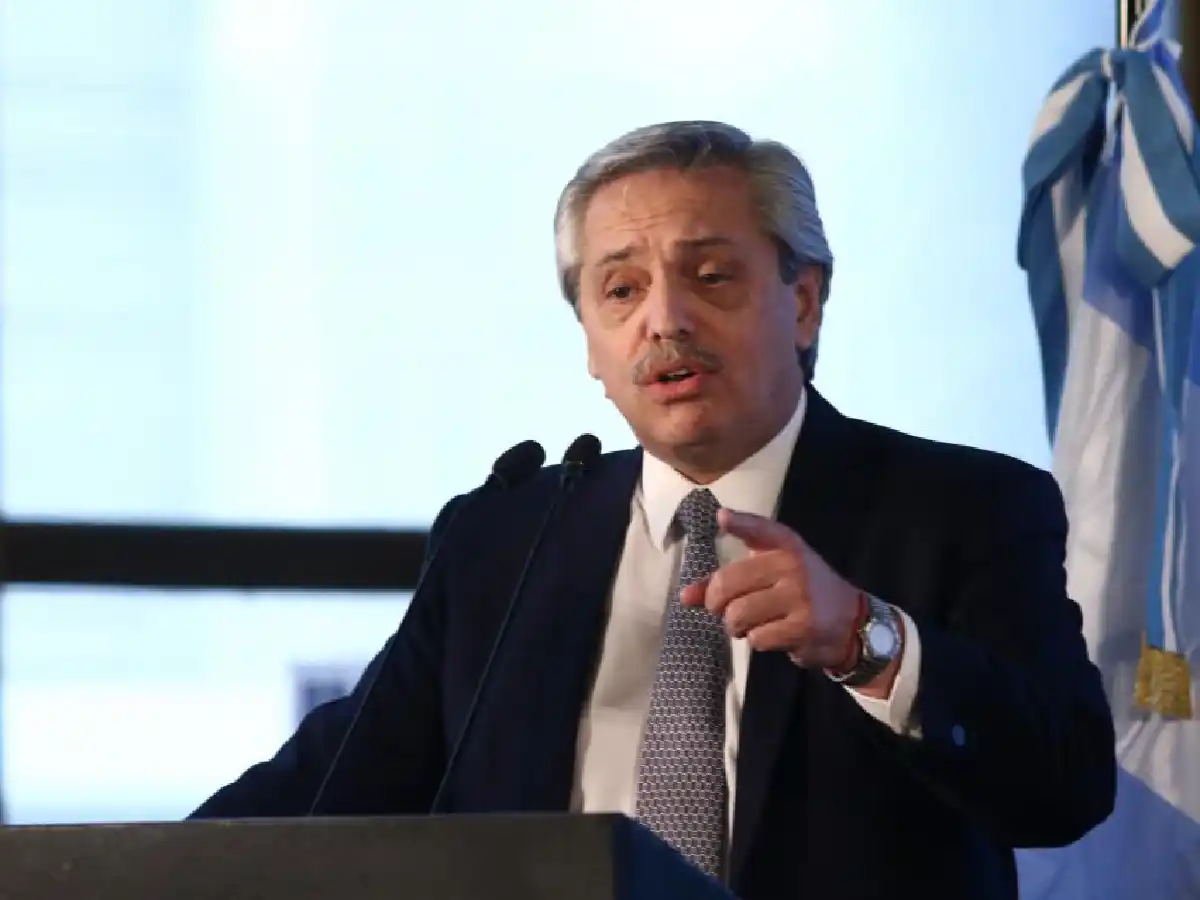 El Gobierno modificó la Ley de Inteligencia y recortó el accionar de los espías de la AFI