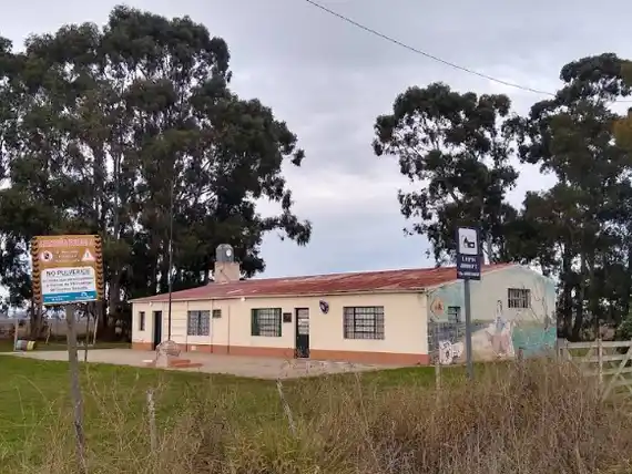 Un temporal causó graves daños en el techo de la Escuela Primaria N°64 y ahora lo repararán