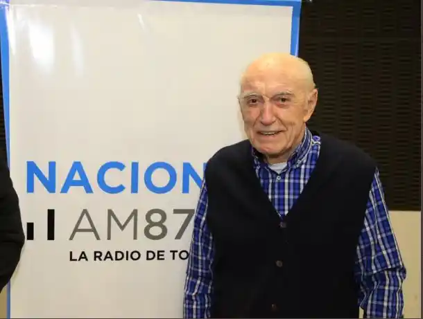 Internaron al locutor Cacho Fontana tras haber levantado fiebre