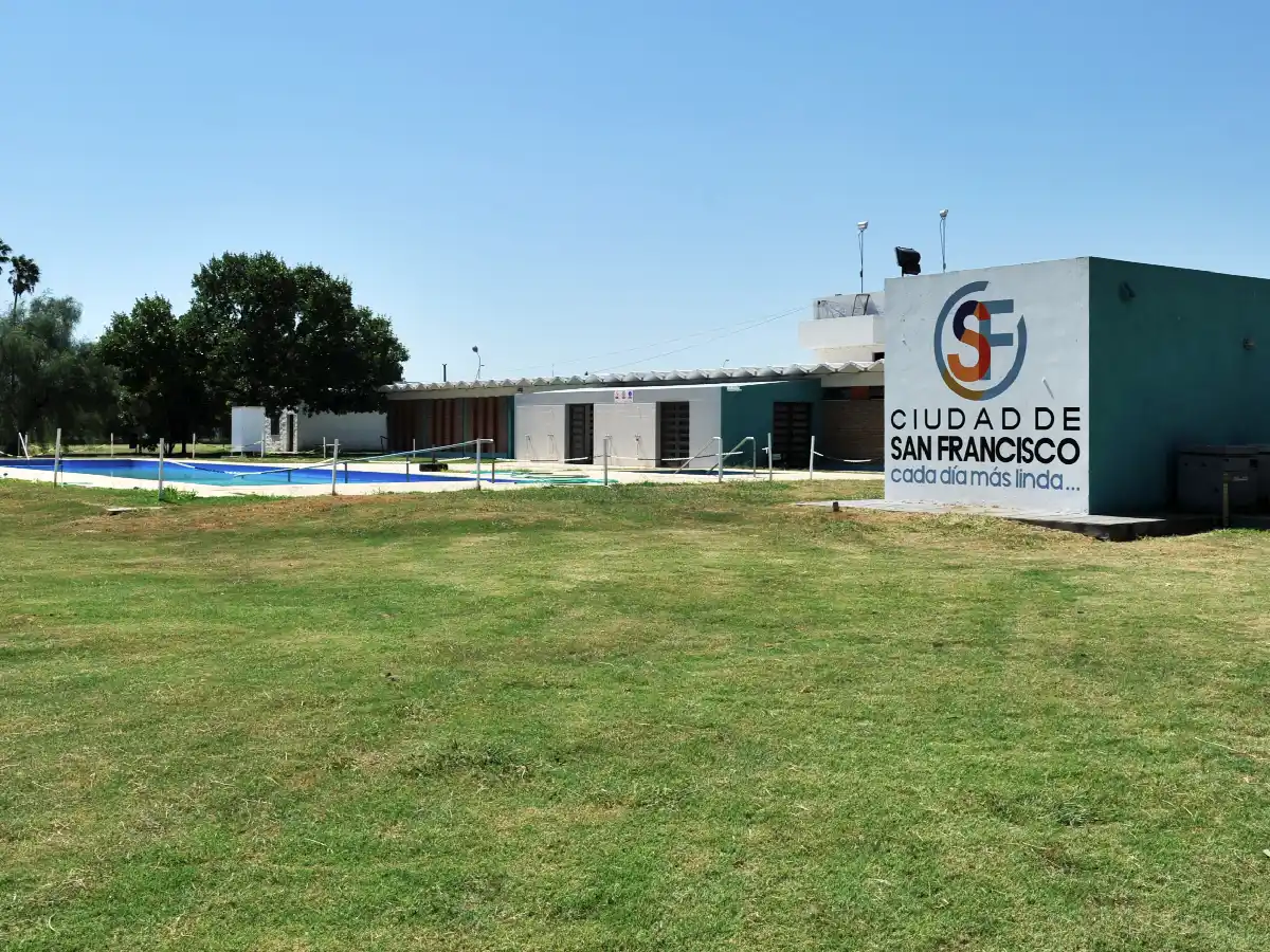 En 2019 la ciudad tendrá una pileta pública con medidas olímpicas   