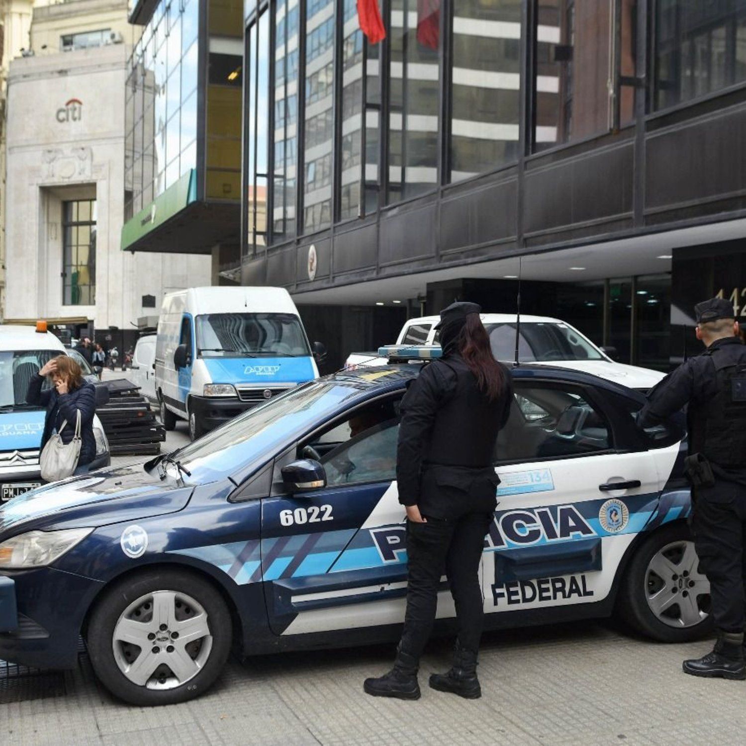 La semana pasada, ya hubo operativo conjunto entre Policía Federal y AFIP.