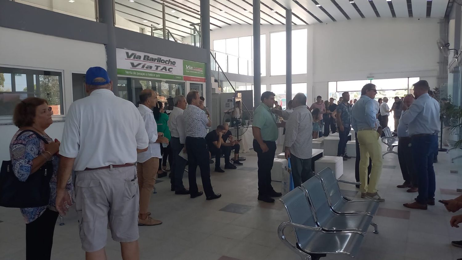 Con la presencia del ministro Diego Giuliano, inauguraron la nueva terminal