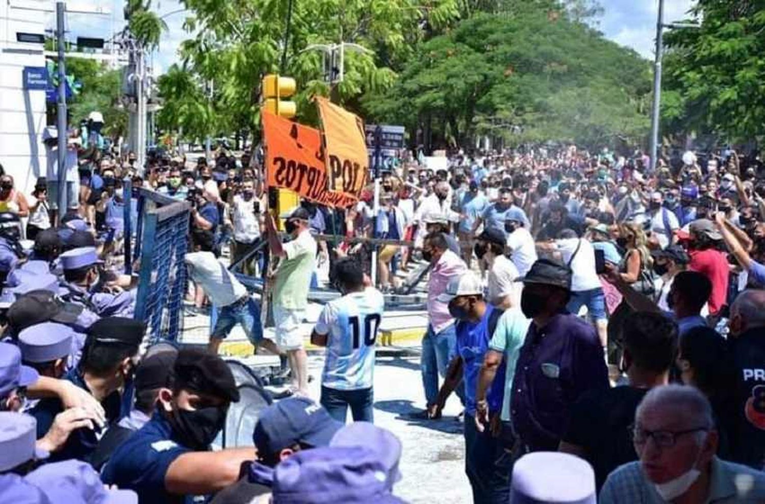 Concejala formoseña Gabriela Neme: “Nos agredieron en una marcha pacífica; esto es peor que Venezuela”