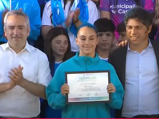 No hubo discursos de autoridades, y el protagonismo fue de las delegaciones.
