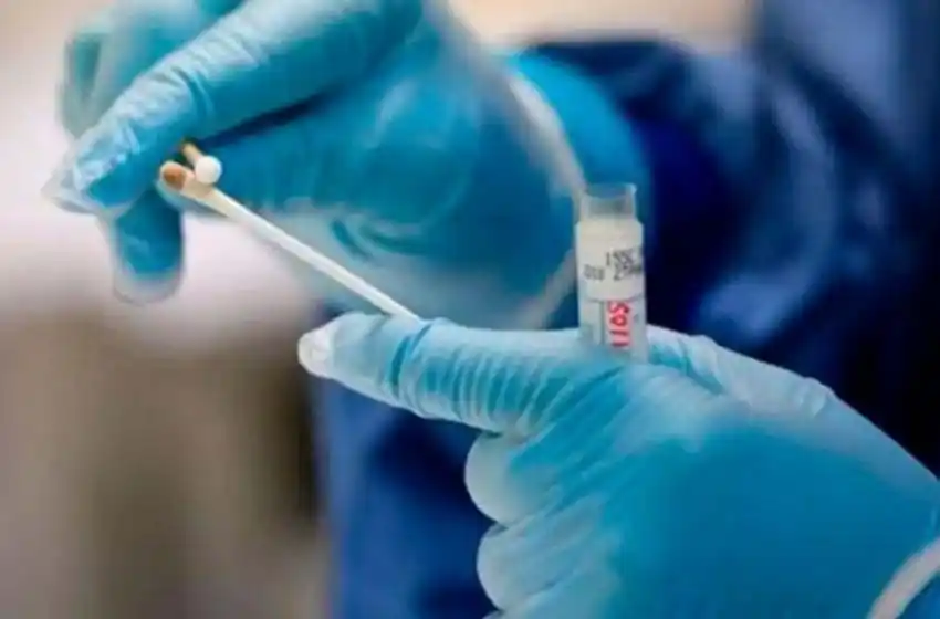 Polémica por el confuso criterio que utilizan algunas obras sociales para aprobar hisopados