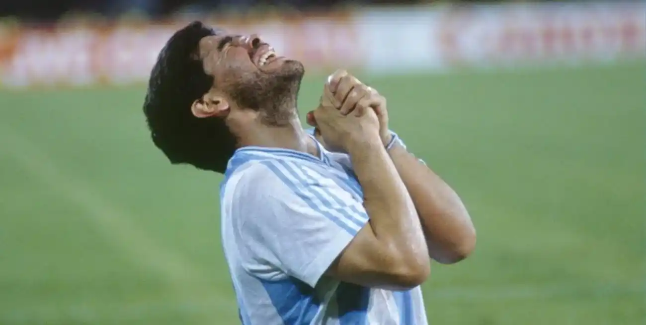 Diego Armando Maradona, víctima de su grandeza. Foto: Archivo
