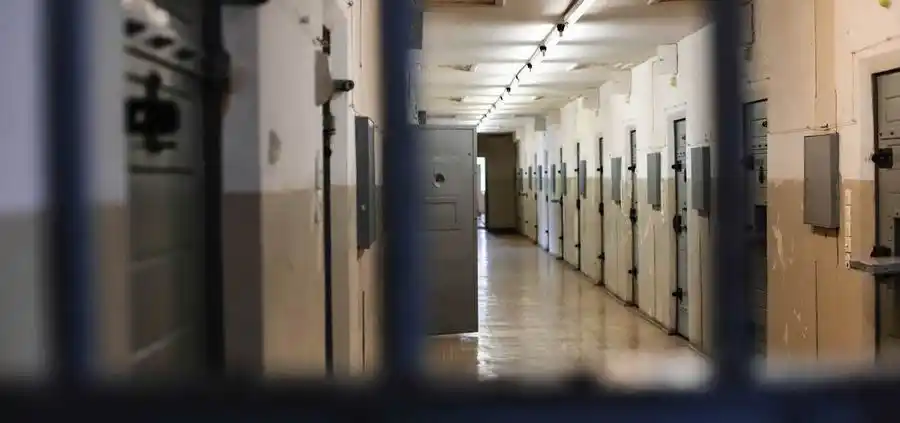 “Si hay brote en una unidad ocuparían todas las camas de los hospitales de una sola vez”