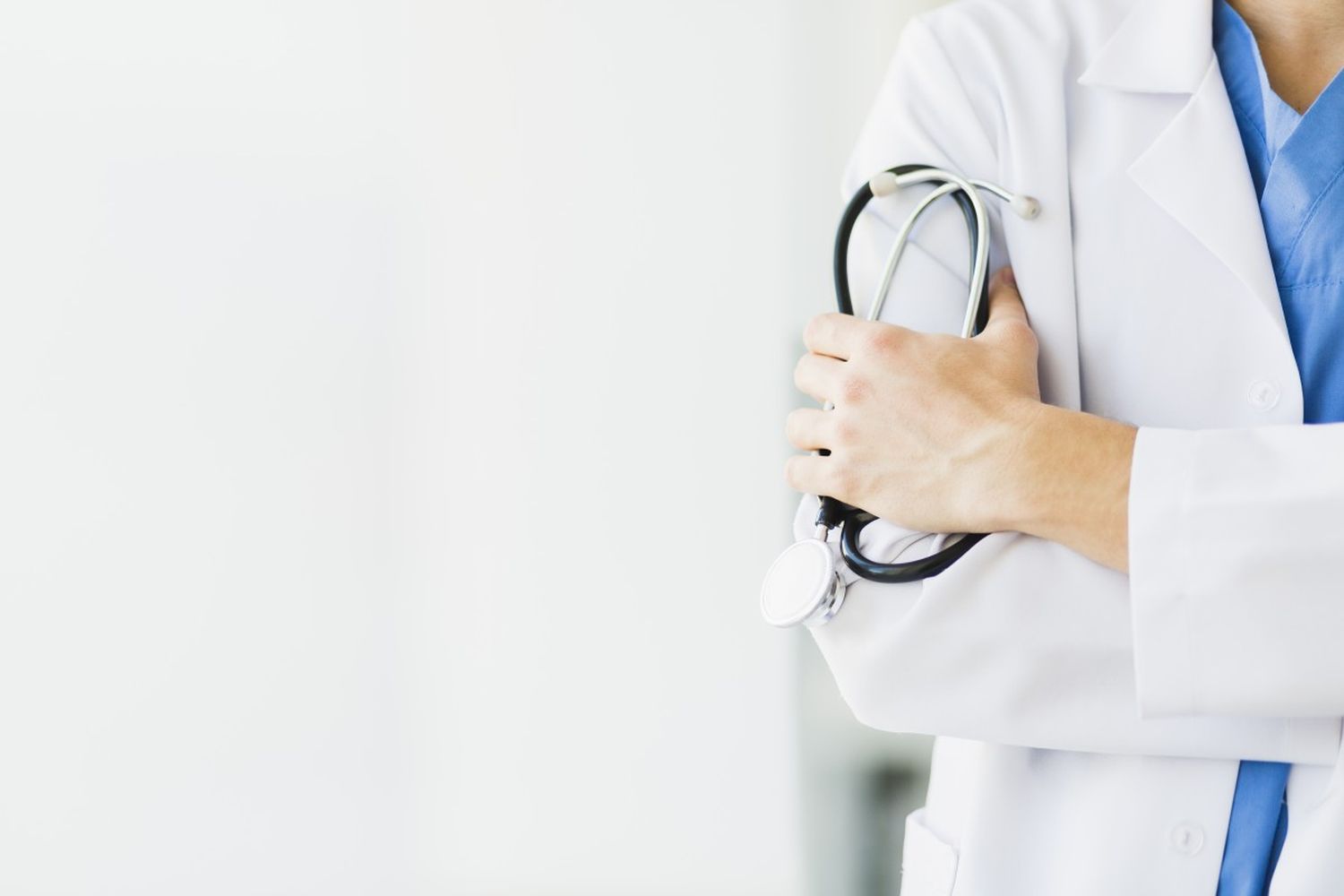 Mejora el bebé que sufrió un severo cuadro de obstrucción respiratoria