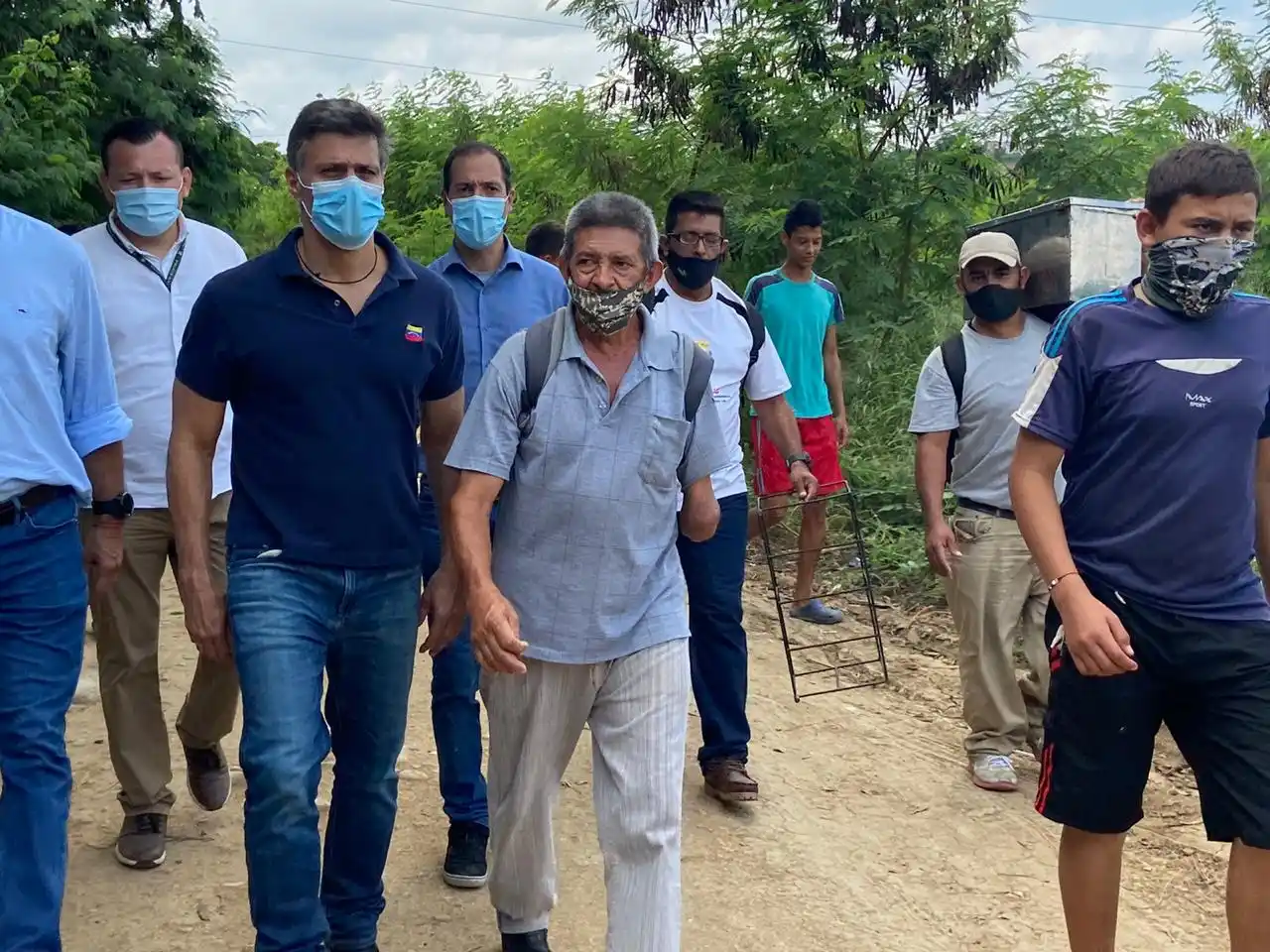 Leopoldo López recorre la frontera colombo-venezolana y se reúne con migrantes venezolanos