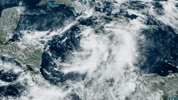 Tormenta Rafael camino a convertirse en huracán: se aproxima a Islas Caimán y Cuba