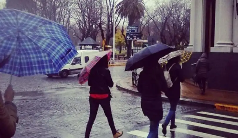 Se registraron abundantes lluvias entre el viernes y sábado en toda la región