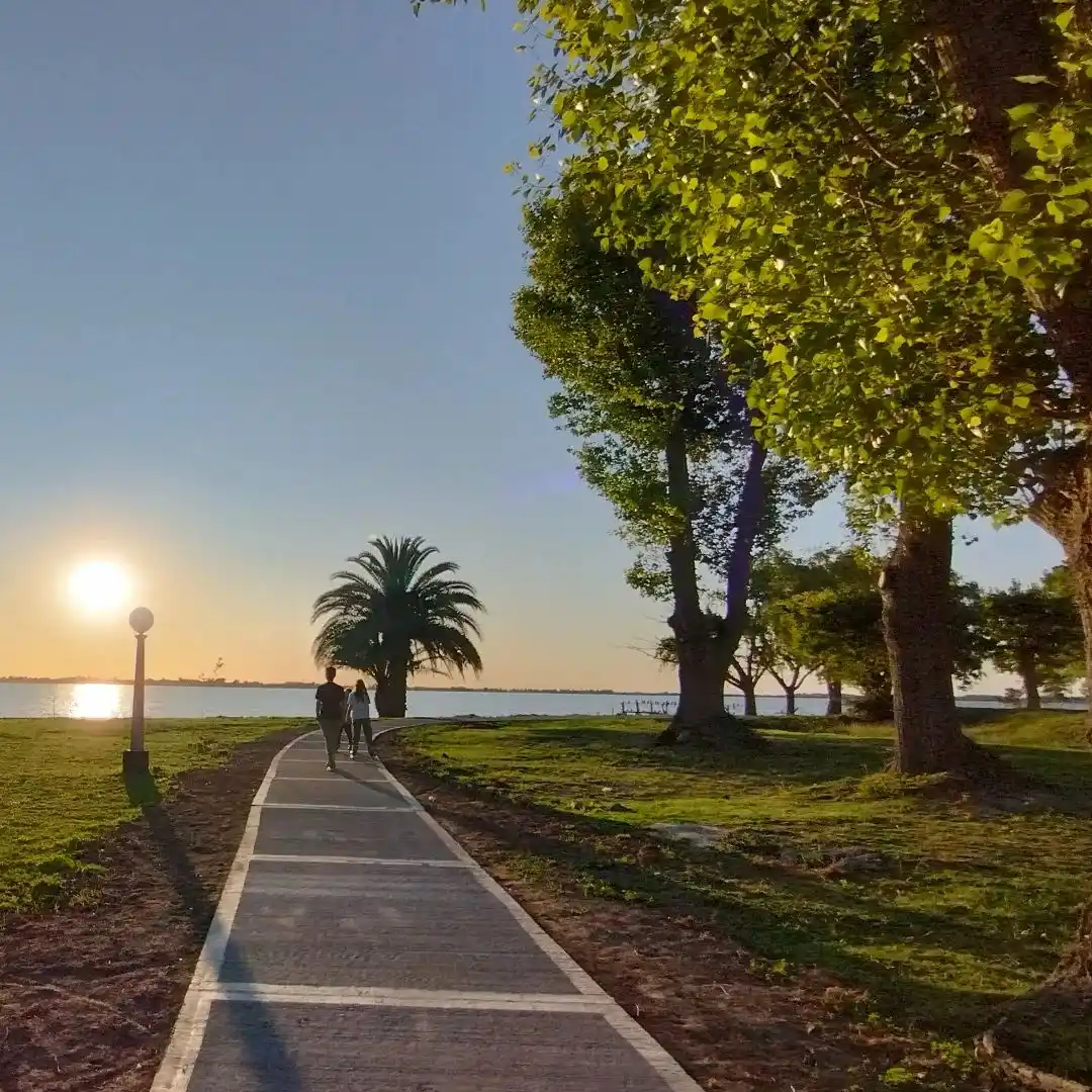 Solicitan incorporación de Chascomús a la red iberoamericana de destinos turísticos inteligentes