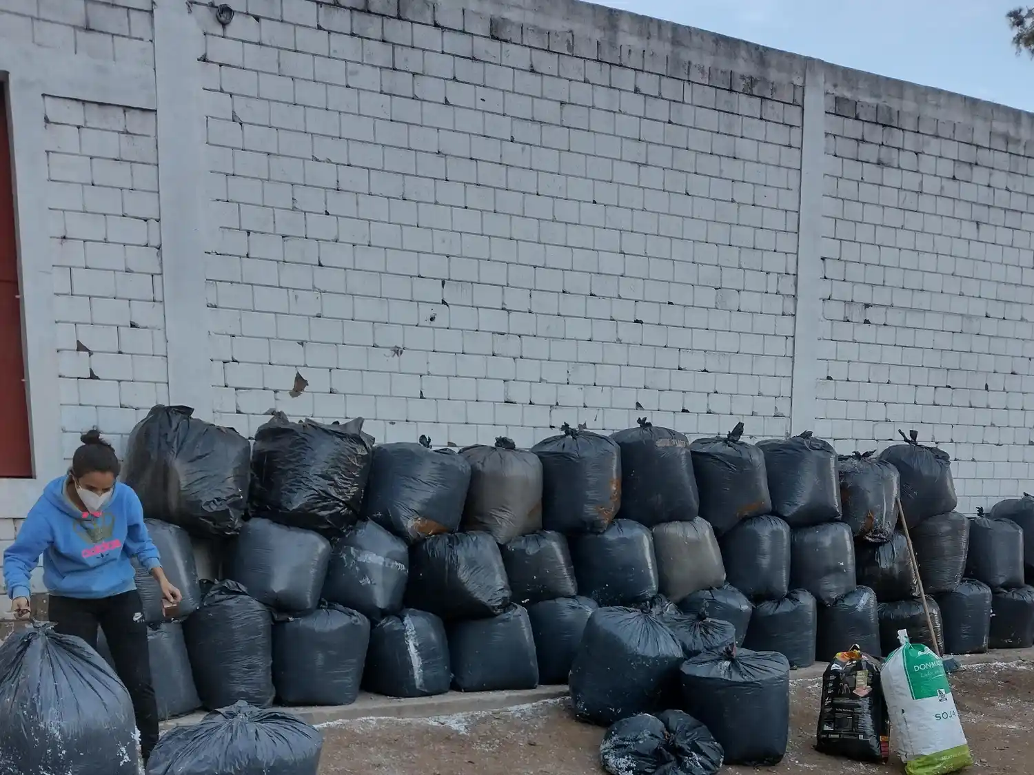 En el Punto Limpio de Hípico hay excedente de telgopor molido.