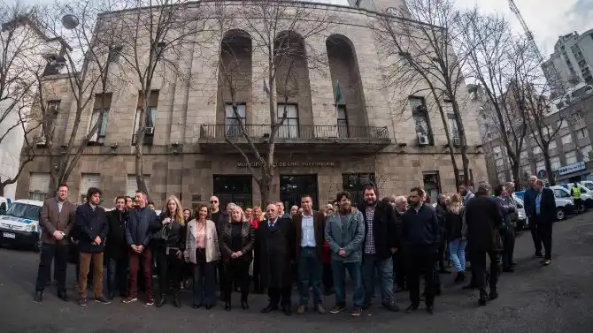 Presentaron vehículos que se compraron con fondos propios