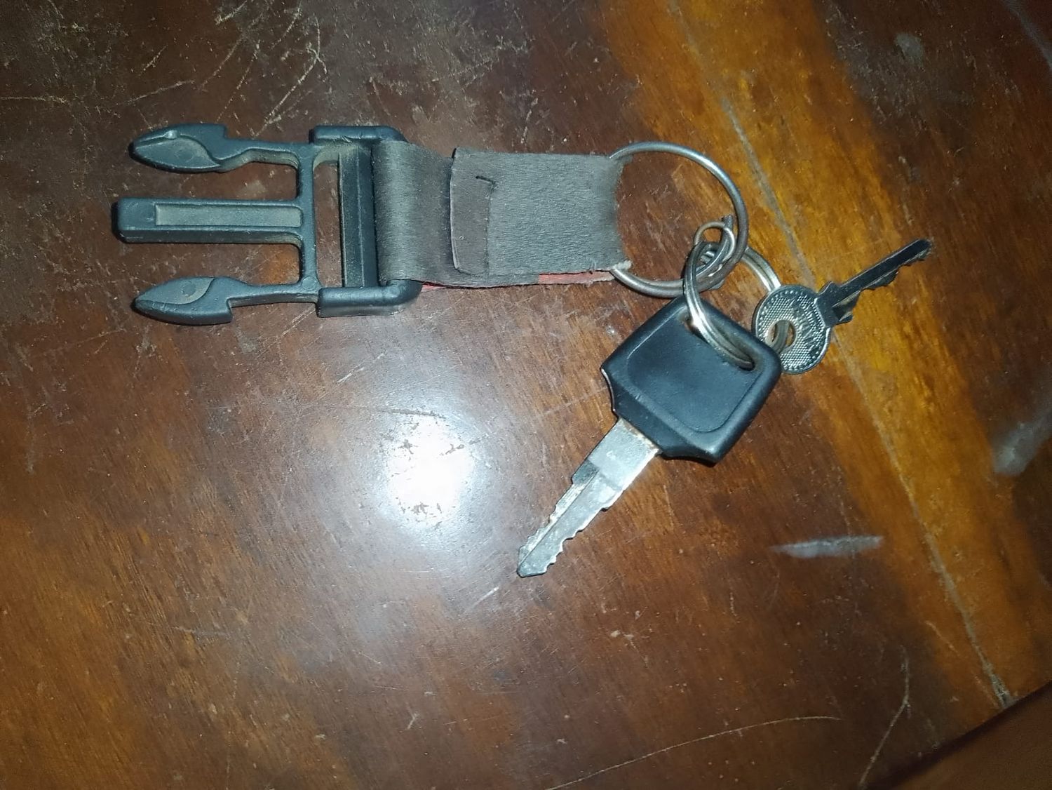 Adriana encontró estas llaves